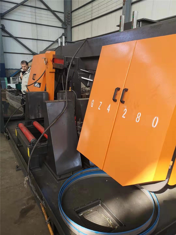 GZ4280 BAND SAW MACHINE-bending-machine-beveling-machine-band-saw-machine-delivery (8).jpg
